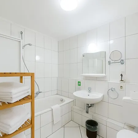 Апартаменты Atomis Дюссельдорф